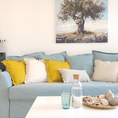 Capri Sea View One Bedroom Larnaca Exterior photo